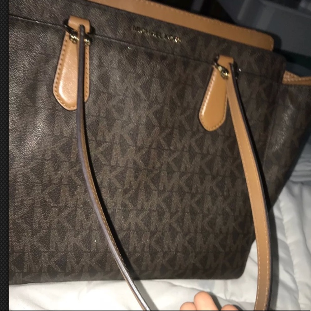 Micheal Kors Handbag